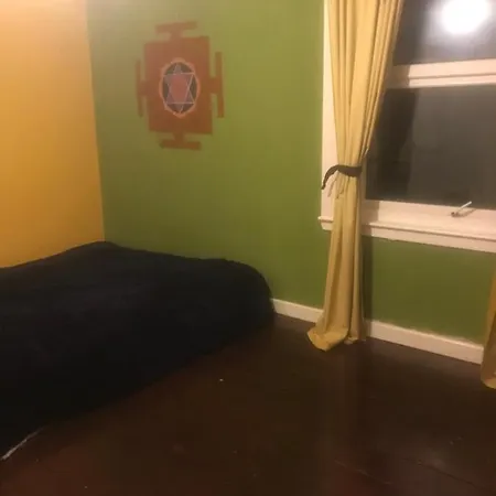 منزل للإقامة Shanti House بريستول